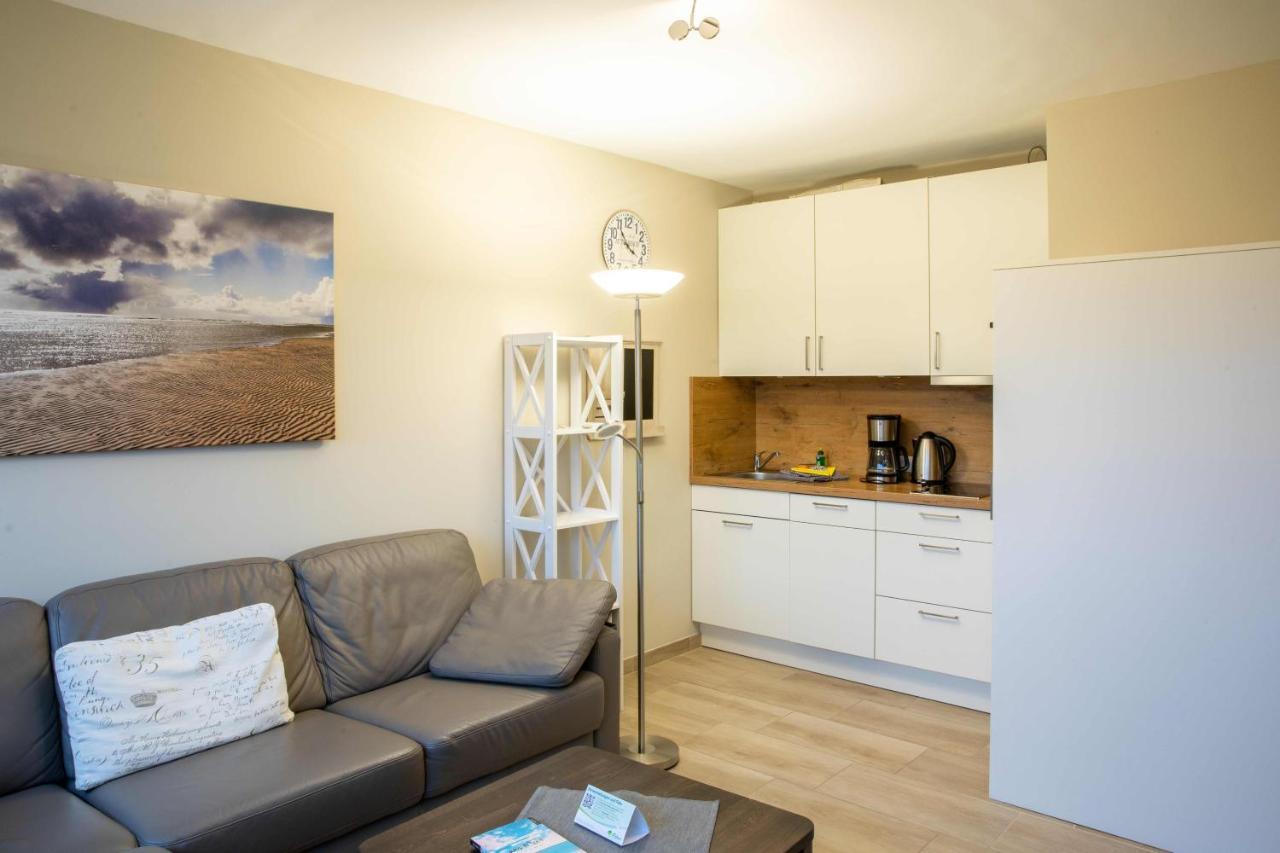 Ferienwohnung Beeke Wyk auf Föhr エクステリア 写真