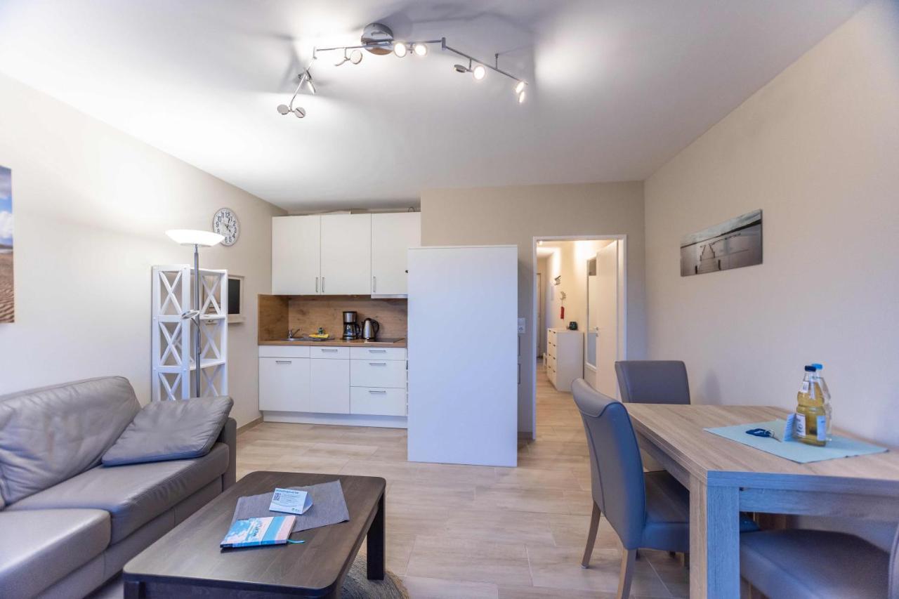 Ferienwohnung Beeke Wyk auf Föhr エクステリア 写真